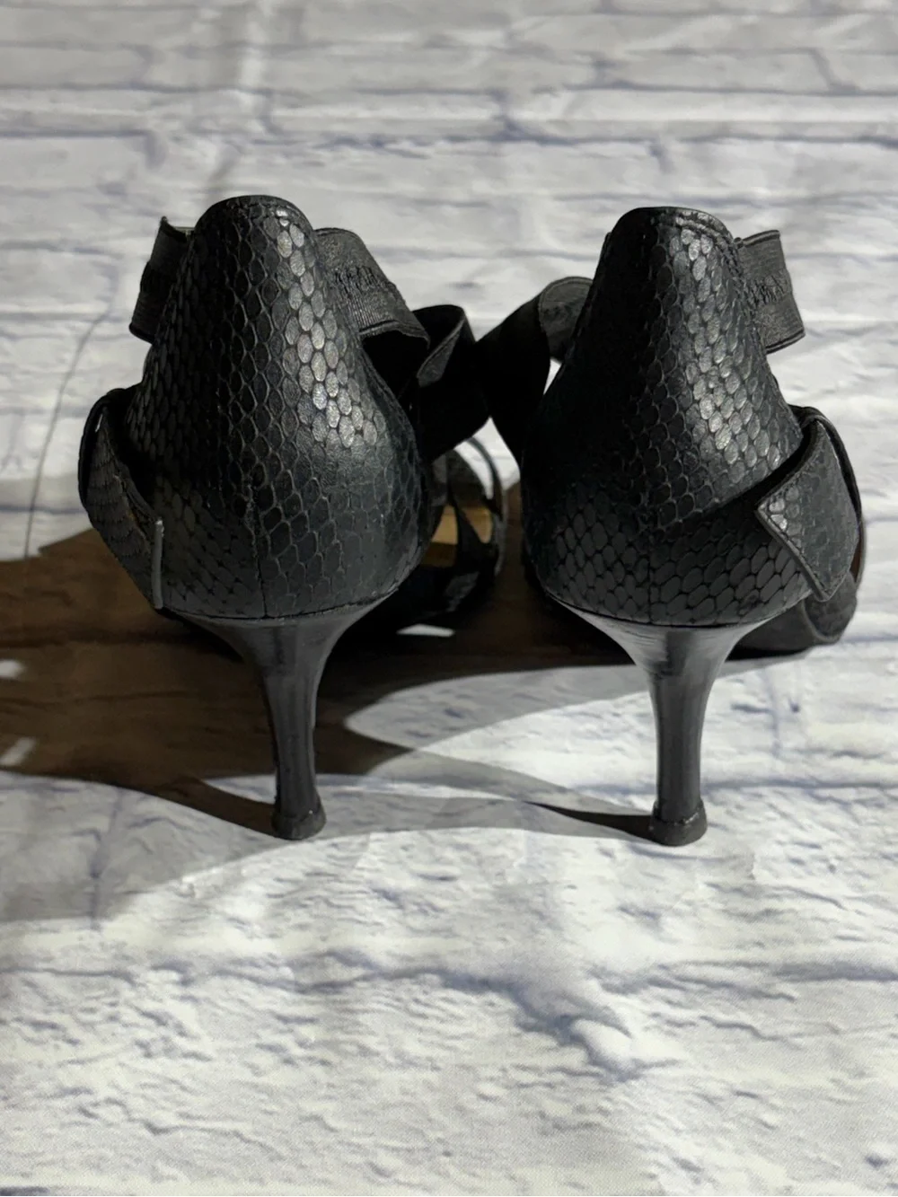 Michael Kors Black Snake Embossed Strappy Kitten Heel Sandals Size 7.5